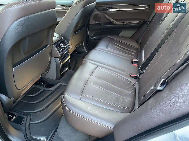 Внедорожник / Кроссовер BMW X5 2017 в Днепре
