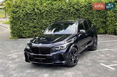 Внедорожник / Кроссовер BMW X5 2022 в Киеве