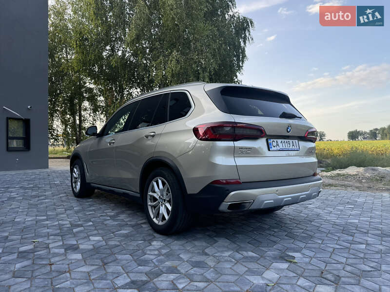 Внедорожник / Кроссовер BMW X5 2019 в Умани