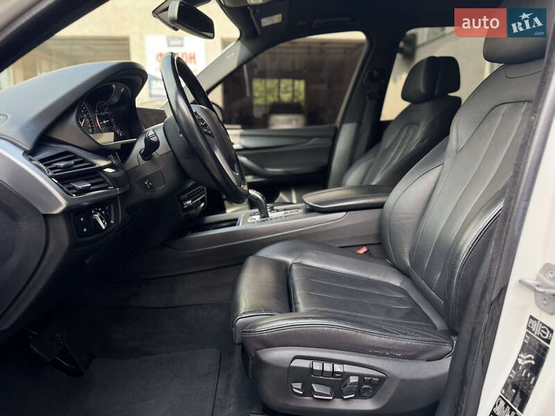 Позашляховик / Кросовер BMW X5 2014 в Луцьку