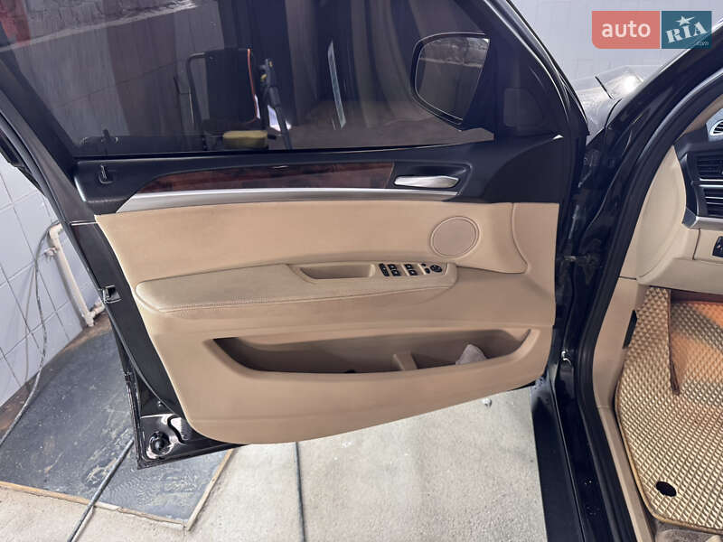 Внедорожник / Кроссовер BMW X5 2013 в Радомышле фото 6 Внедорожник / Кроссовер BMW X5 2013 в Радомышле