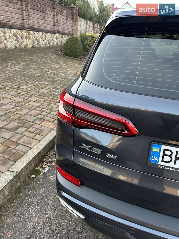 Позашляховик / Кросовер BMW X5 2019 в Рівному