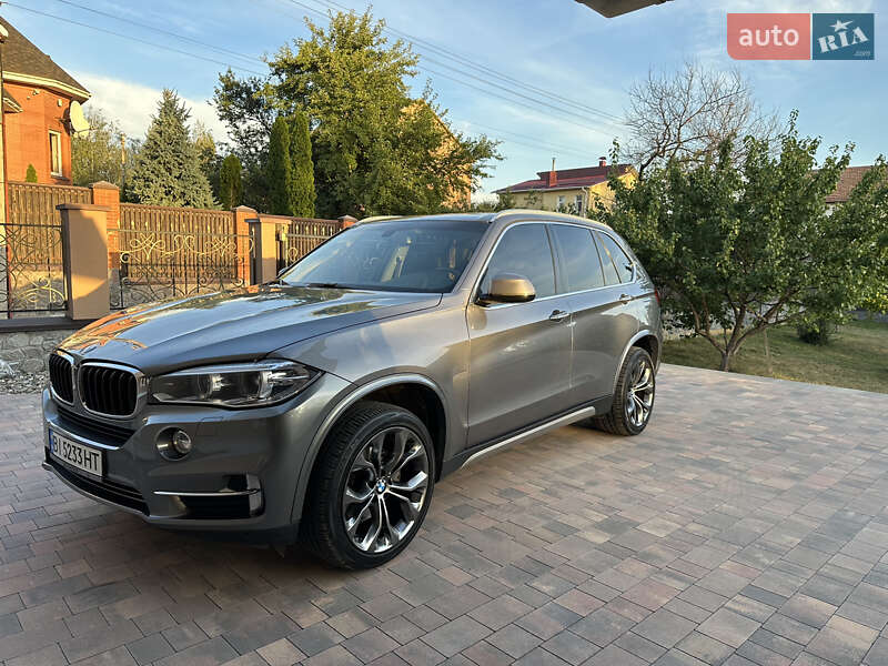 Внедорожник / Кроссовер BMW X5 2016 в Полтаве