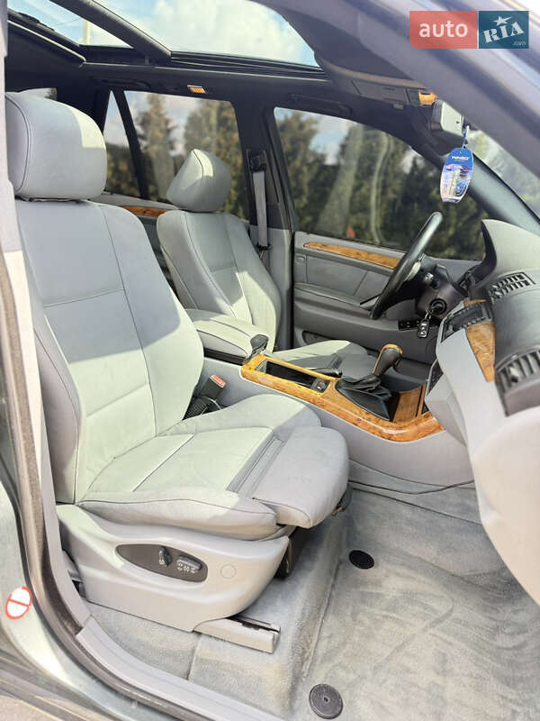 Позашляховик / Кросовер BMW X5 2005 в Чернівцях