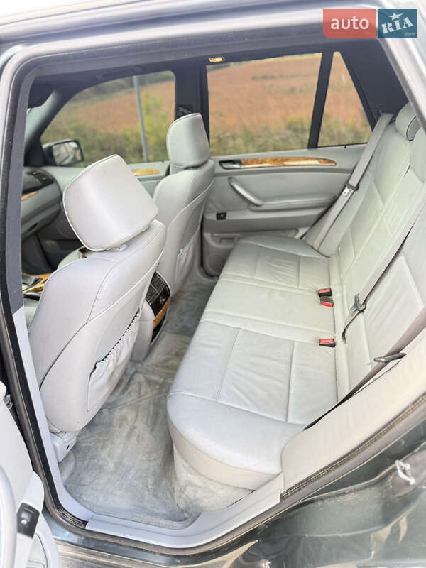 Позашляховик / Кросовер BMW X5 2005 в Чернівцях