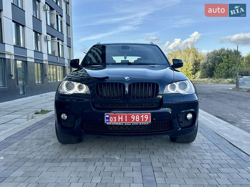 BMW X5 2011