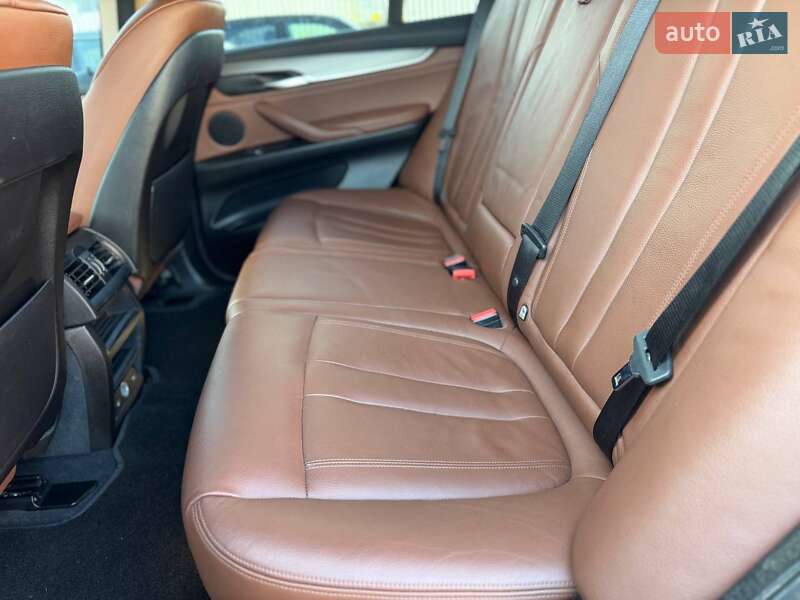 Внедорожник / Кроссовер BMW X5 2014 в Львове