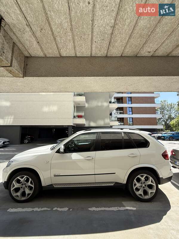 Внедорожник / Кроссовер BMW X5 2012 в Киеве