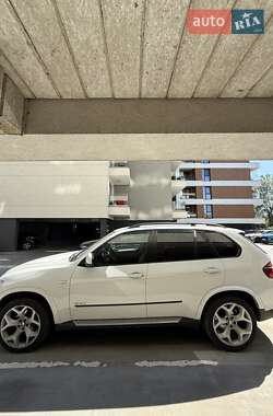 Позашляховик / Кросовер BMW X5 2012 в  фото 3 Позашляховик / Кросовер BMW X5 2012 в