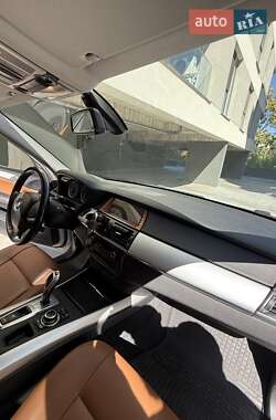 Позашляховик / Кросовер BMW X5 2012 в  фото 12 Позашляховик / Кросовер BMW X5 2012 в