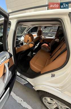 Позашляховик / Кросовер BMW X5 2012 в  фото 15 Позашляховик / Кросовер BMW X5 2012 в