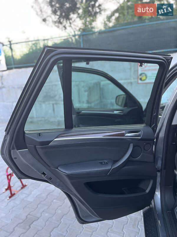 Позашляховик / Кросовер BMW X5 2008 в Києві