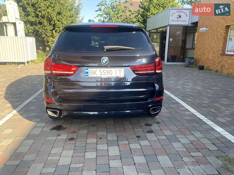 Внедорожник / Кроссовер BMW X5 2017 в Ровно