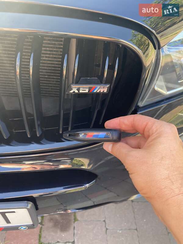 Внедорожник / Кроссовер BMW X5 2017 в Ровно