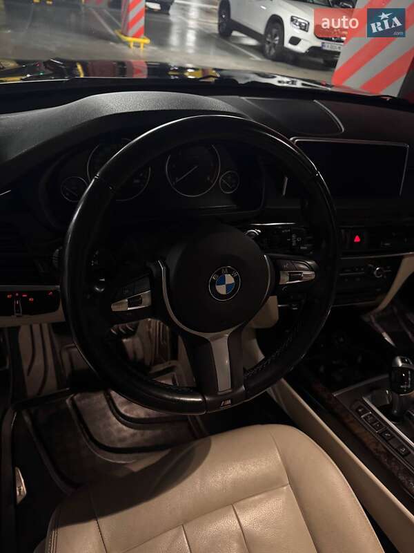 Позашляховик / Кросовер BMW X5 2016 в Львові
