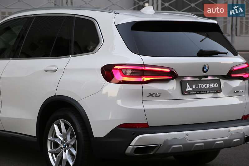 Позашляховик / Кросовер BMW X5 2020 в Києві