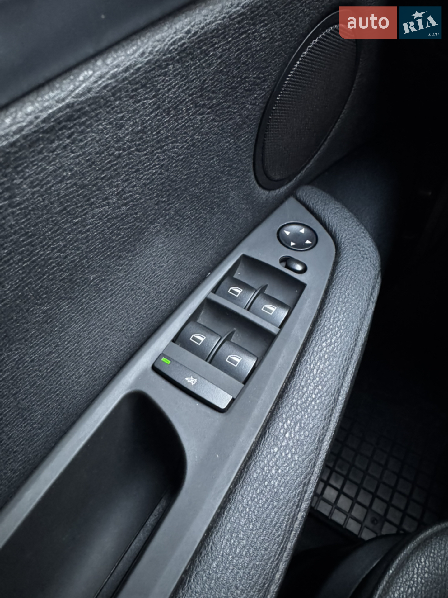 2012 BMW X5 - мініатюра 10