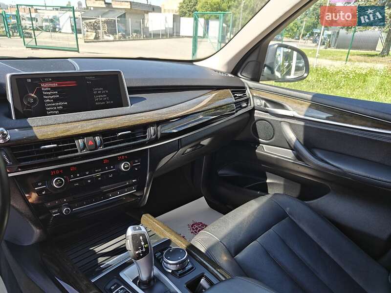Позашляховик / Кросовер BMW X5 2015 в Львові фото 24 Позашляховик / Кросовер BMW X5 2015 в Львові