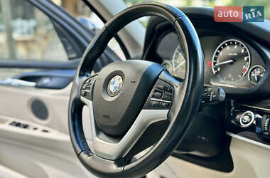 Позашляховик / Кросовер BMW X5 2014 в 