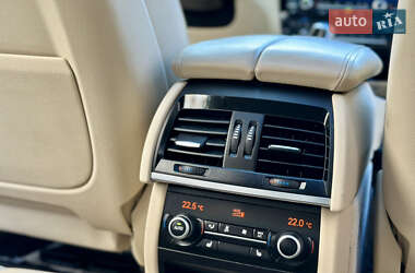 Позашляховик / Кросовер BMW X5 2014 в 