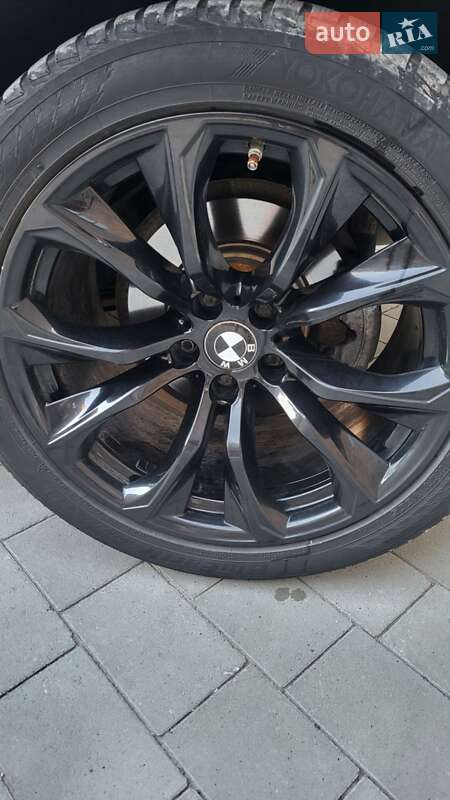 Позашляховик / Кросовер BMW X5 2015 в Тернополі