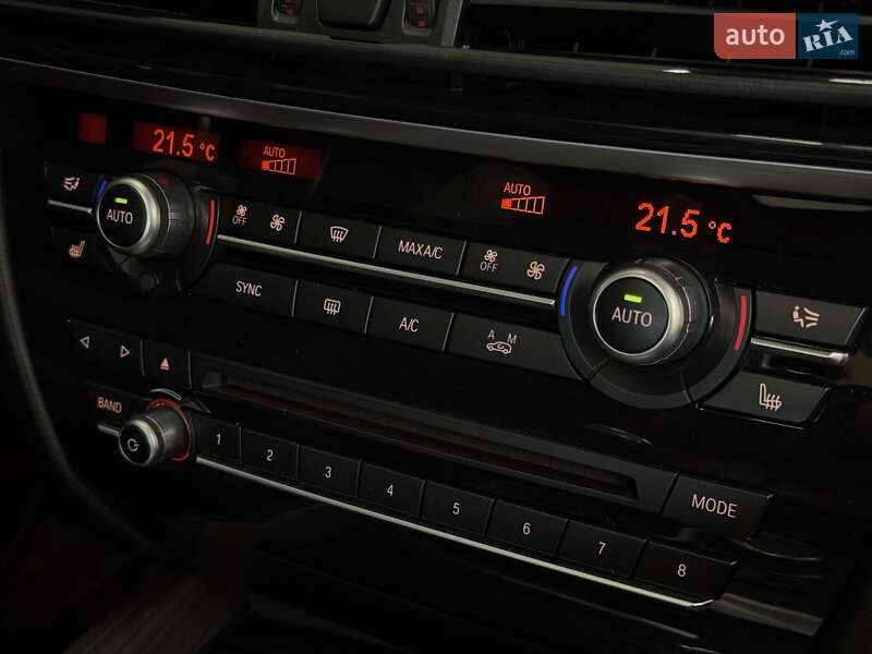 Внедорожник / Кроссовер BMW X5 2015 в Николаеве