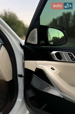 Позашляховик / Кросовер BMW X5 2022 в Дніпрі