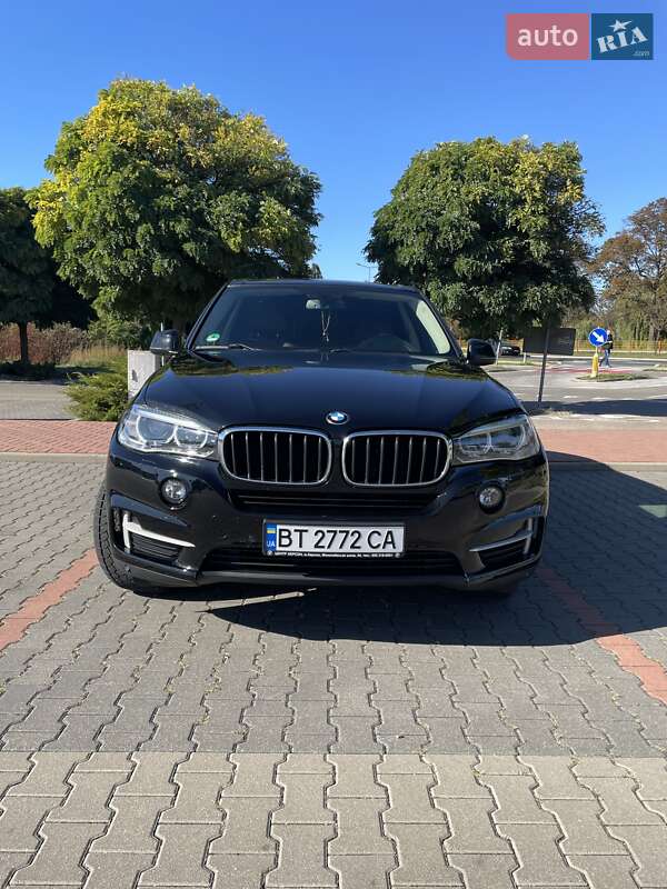 Позашляховик / Кросовер BMW X5 2017 в Львові