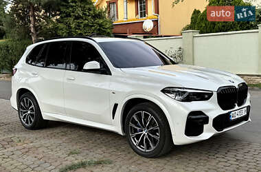 Внедорожник / Кроссовер BMW X5 2021 в Ужгороде