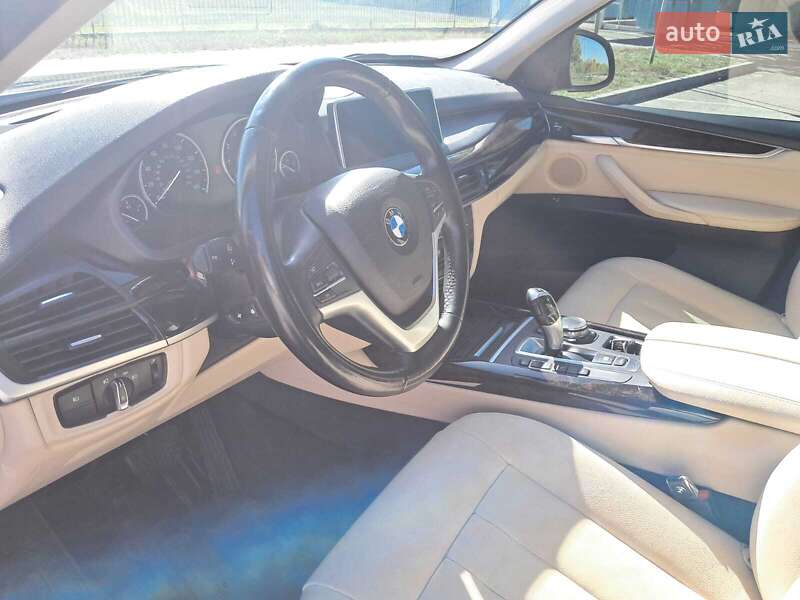 Внедорожник / Кроссовер BMW X5 2015 в Полтаве