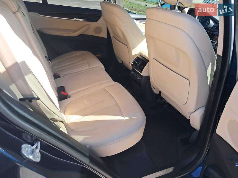 Внедорожник / Кроссовер BMW X5 2015 в Полтаве