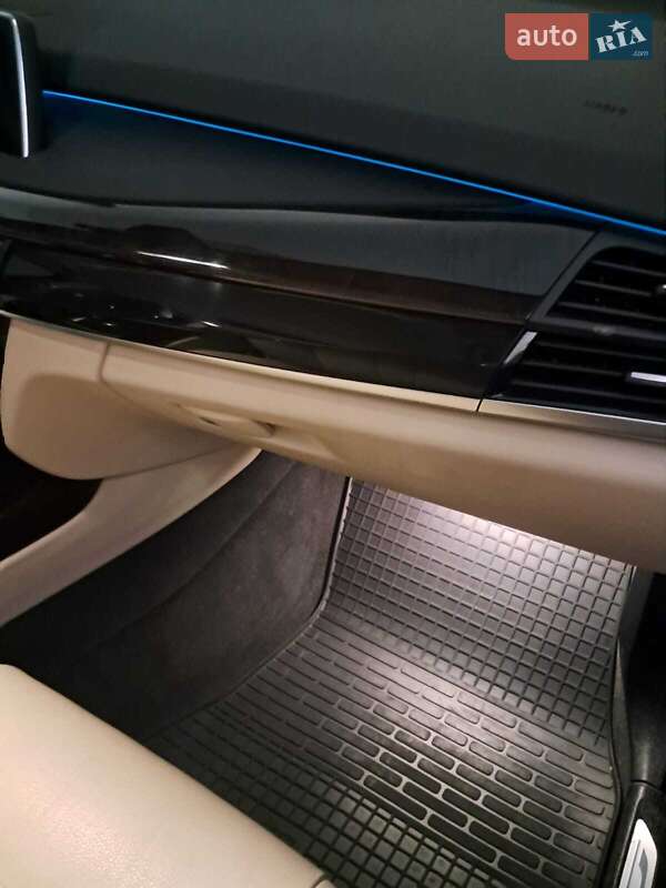 Внедорожник / Кроссовер BMW X5 2015 в Полтаве