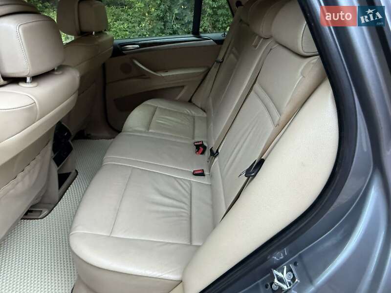 Позашляховик / Кросовер BMW X5 2008 в Запоріжжі