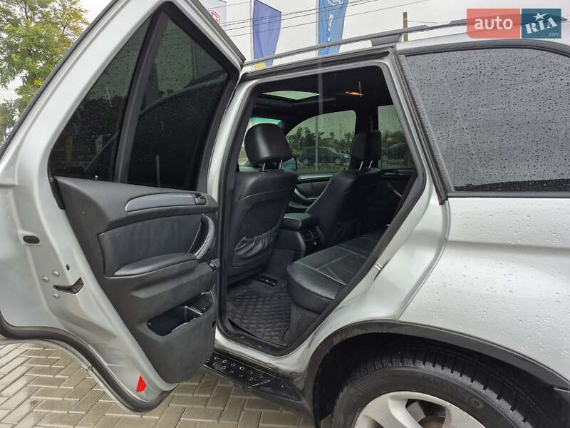 Внедорожник / Кроссовер BMW X5 2003 в Кропивницком