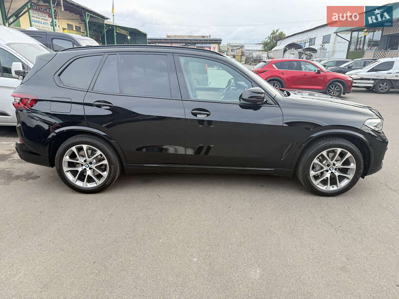 Позашляховик / Кросовер BMW X5 2020 в Луцьку