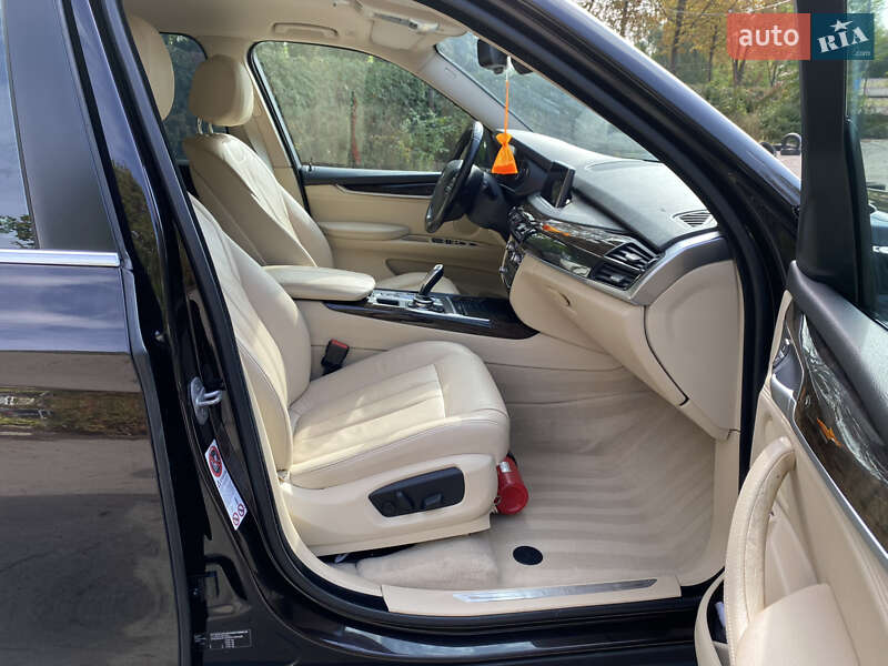 Внедорожник / Кроссовер BMW X5 2013 в Луцке