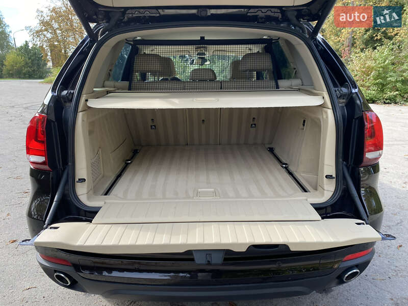 Внедорожник / Кроссовер BMW X5 2013 в Луцке