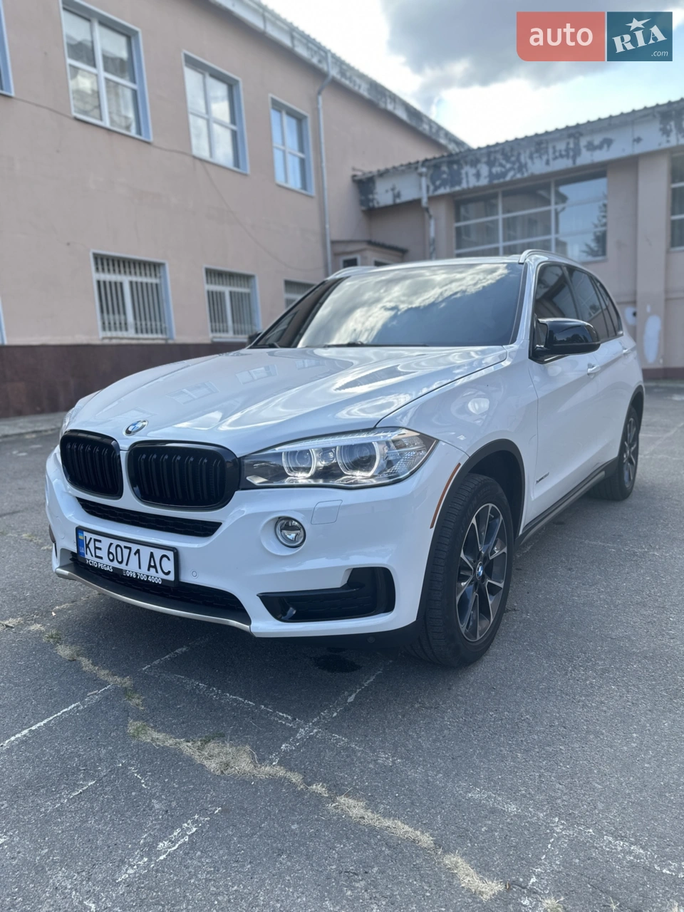 2015 BMW X5 - мініатюра 21