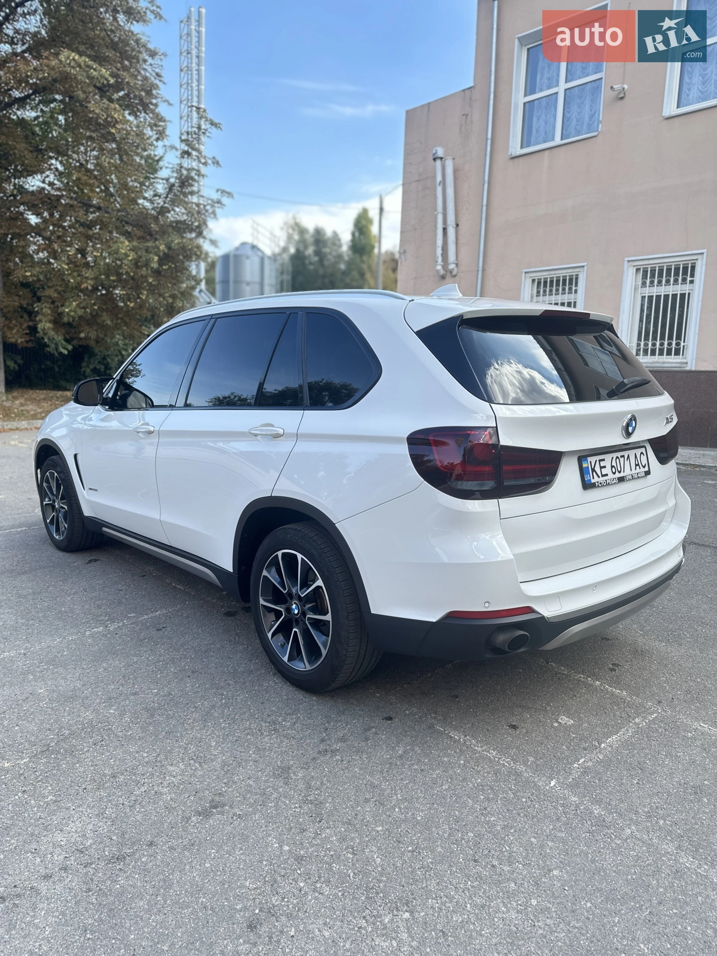 2016 BMW X5 - мініатюра 3