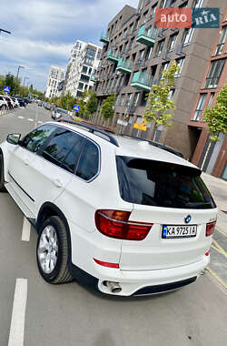 Позашляховик / Кросовер BMW X5 2012 в Києві