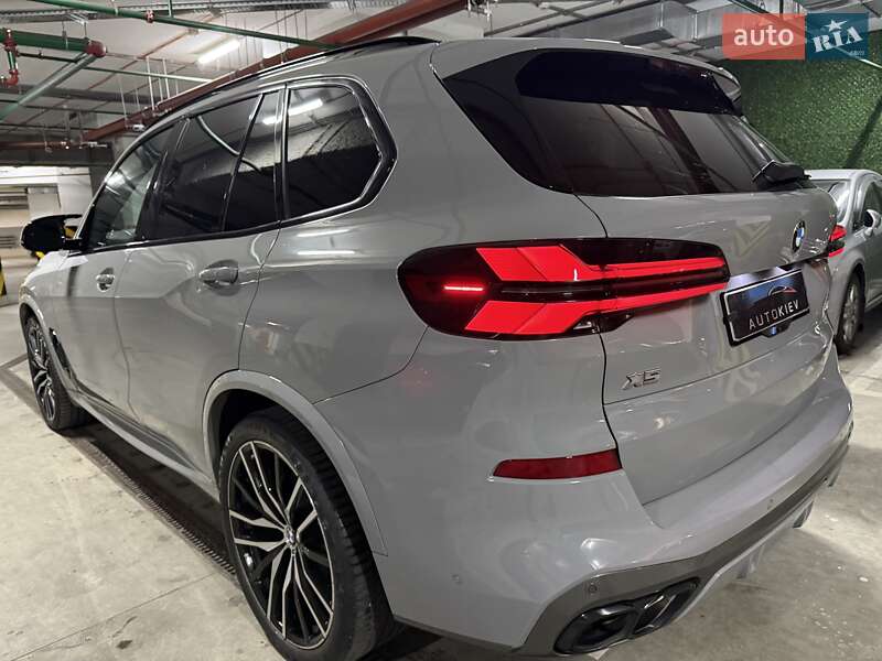 Позашляховик / Кросовер BMW X5 2023 в Києві