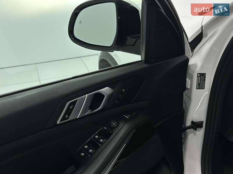 Внедорожник / Кроссовер BMW X5 2019 в Одессе