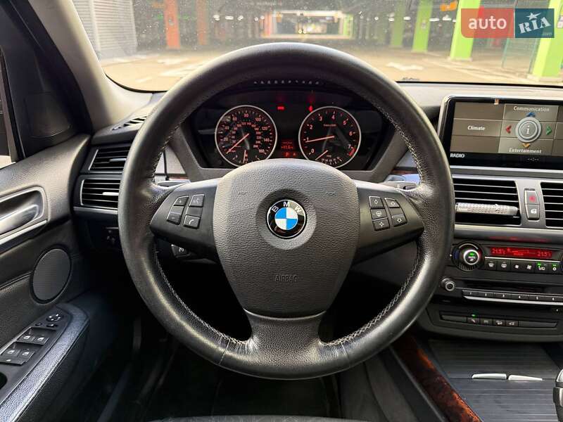 Внедорожник / Кроссовер BMW X5 2008 в Киеве