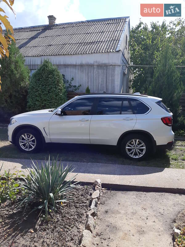 Позашляховик / Кросовер BMW X5 2015 в Запоріжжі