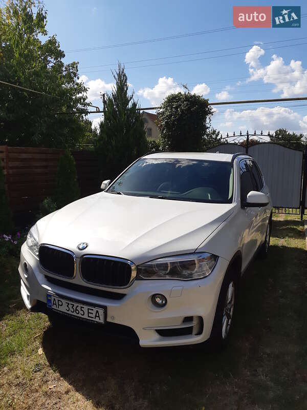 Позашляховик / Кросовер BMW X5 2015 в Запоріжжі