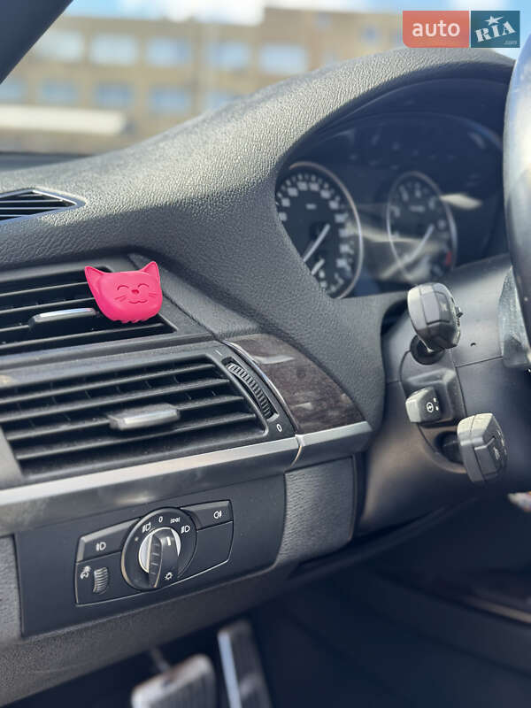 Позашляховик / Кросовер BMW X5 2012 в Житомирі