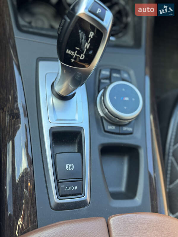 Позашляховик / Кросовер BMW X5 2012 в Житомирі