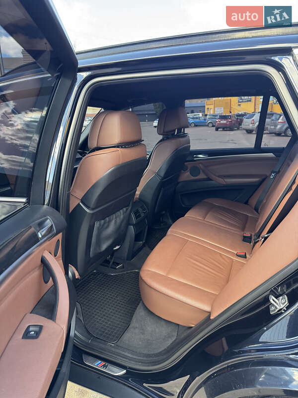 Позашляховик / Кросовер BMW X5 2012 в Житомирі