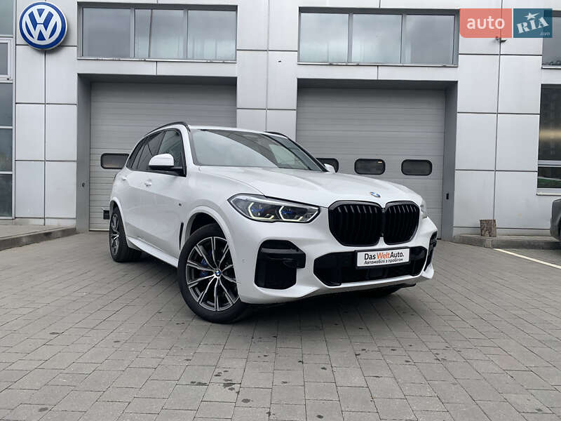 Внедорожник / Кроссовер BMW X5 2022 в Ивано-Франковске