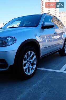 Позашляховик / Кросовер BMW X5 2013 в Києві